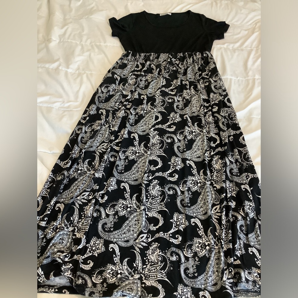 Nemidor short sleeve maxi dress sz 14 black and white